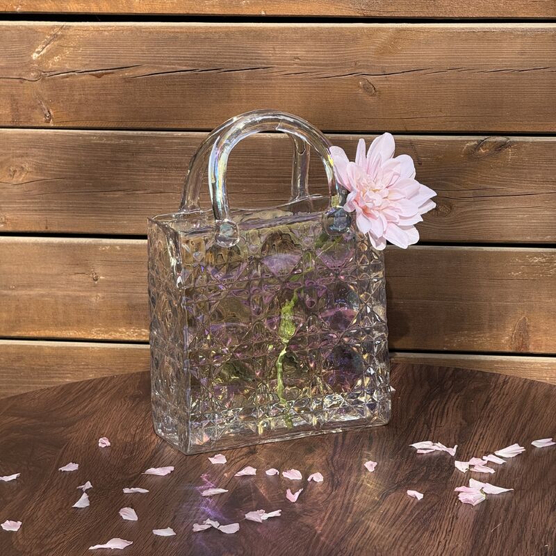 ποιότητας Hand-Blown Diamond Pattern Glass Handbag Vase - Versatile Decorative Centerpiece for Home & Wedding Decor εργοστάσιο