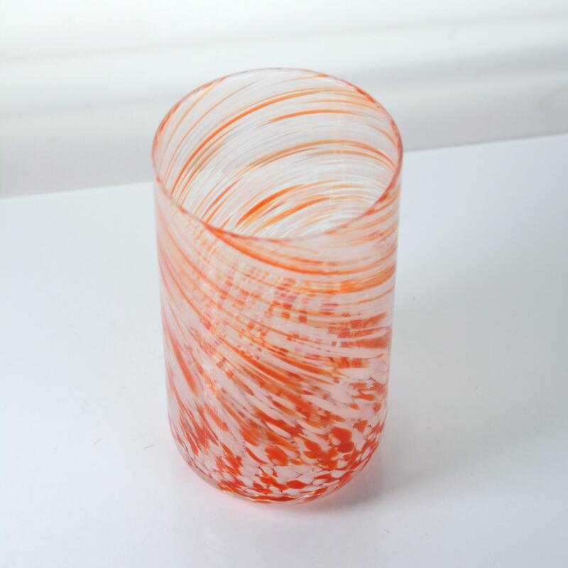 ποιότητας Hand-blown Orange Swirl Confetti Glass Cup - Artisan Crafted Drinking Glass for Whiskey and Cocktails εργοστάσιο