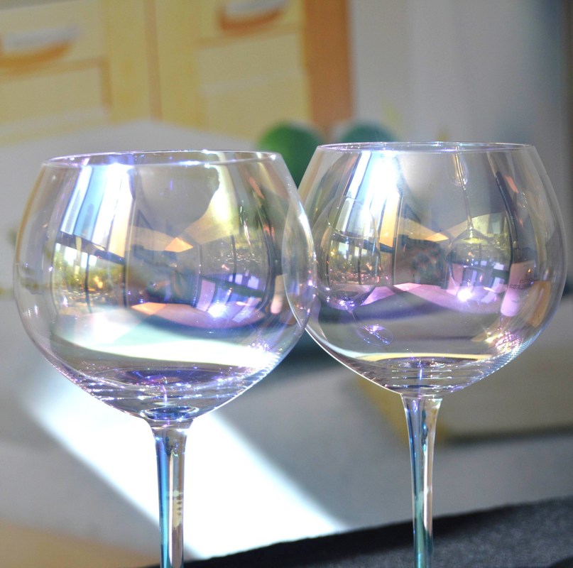 ποιότητας Γίγαντα ουράνιο τόξο χρώμα μπαλόνι σχήμα 23 Oz Κρυστάλλινα ποτήρια κρασιού εργοστάσιο