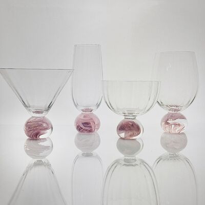 ποιότητας Ανώτατη διαύγεια Ροζ Cloud Crystal Wine Glass Set Σχεδιασμένο για εστιατόρια Μπαρ και εκδηλώσεις γευσιγνωσίας κρασιού Προσφέροντας ανώτερη παρουσίαση εργοστάσιο