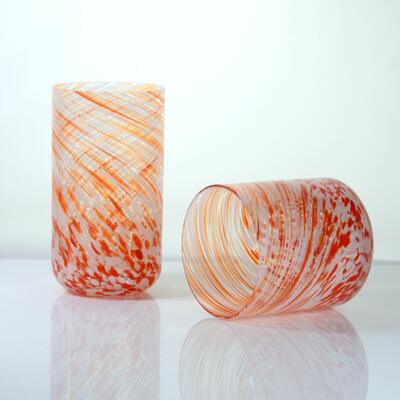 ποιότητας Hand-blown Orange Swirl Confetti Glass Cup - Artisan Crafted Drinking Glass for Whiskey and Cocktails εργοστάσιο