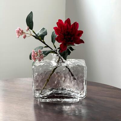 ποιότητας Rectangular Clear Hammered Glass Vase - Modern Minimalist Decorative Flower Vase for Table Centerpiece εργοστάσιο