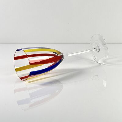 Ποιότητα Hand Blown Art Glass Goblet & Coupe Glass Set, Vibrant Red Yellow Blue Vertical Cane Stripes Murano Style Stemmed Wine & Martini Glasses for Bar, Party & Gift εργοστάσιο