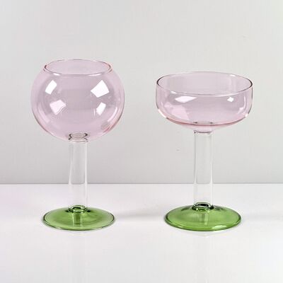 Ποιότητα Hand Blown Borosilicate Stemmed Wine & Cocktail Glass Set, Pink Bowl with Green Hollow Stem Base, Colored Spray Tinted Art Goblets for Bar, Wedding & Table Decor εργοστάσιο