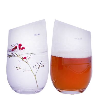 ποιότητας Κρυστάλλινο ποτήρι κρασιού με γωνιακή κορυφή εργοστάσιο