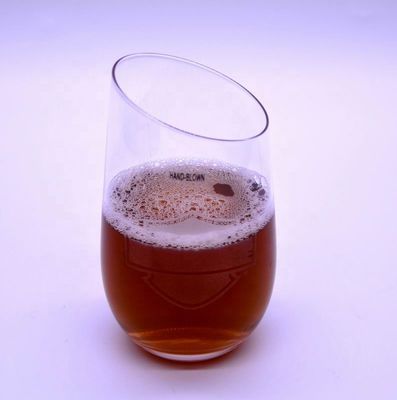 ποιότητας Κρυστάλλινο ποτήρι κρασιού με γωνιακή κορυφή εργοστάσιο