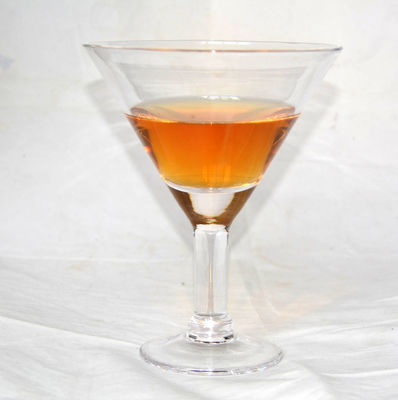 ποιότητας Μοναδική εξατομίκευση παχιά στελέχη κρυστάλλινα ποτήρια κοκτέιλ εργοστάσιο