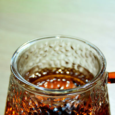 ποιότητας Χειροποίητη γυάλινη κούπα τσαγιού με ανάγλυφο μοτίβο εργοστάσιο